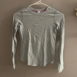 athletic long sleeve top